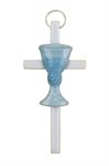 Croix porcelaine 1ère communion calice bleu pâle, 13 cm