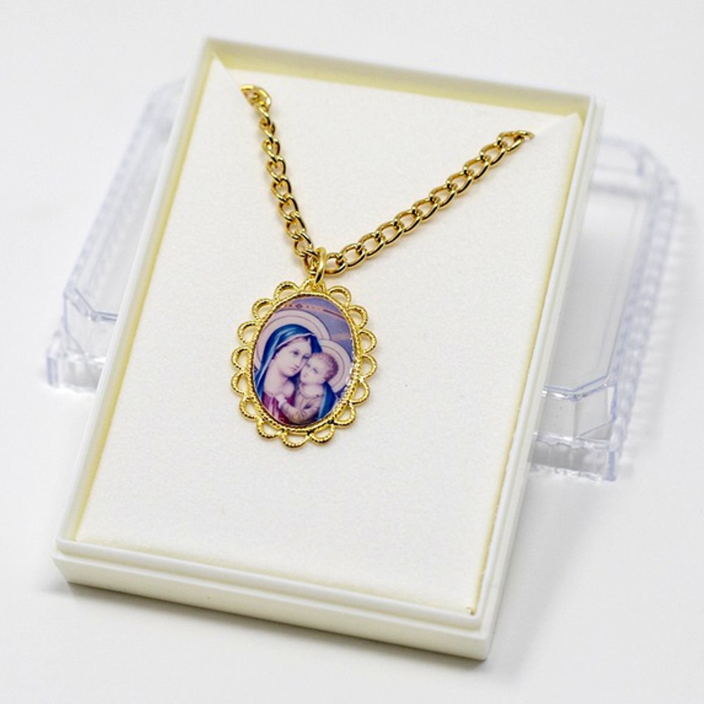 Pendentif Mère et Enfant avec chaine doré 46 cm Pendentif Mère et Enfant avec chaine doré 46 cm